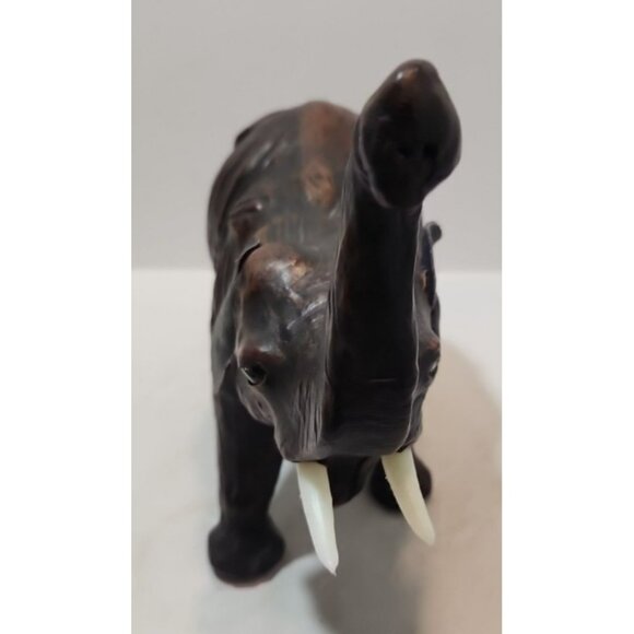 Vintage Leather Wrapped Brown Elephant Figurine 13" Long by 10.5" Tall Realistic - Picture 8 of 14